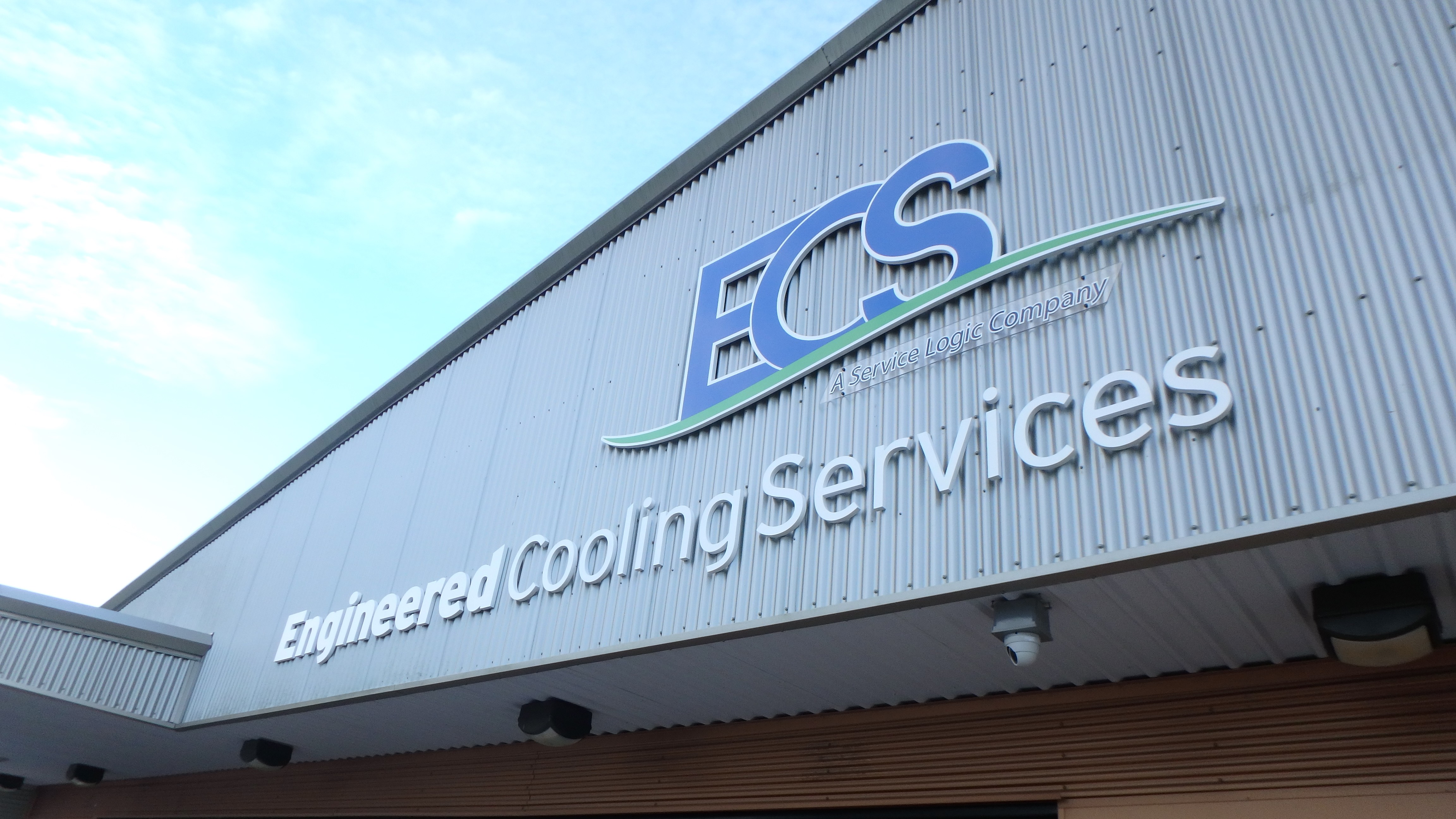 Exterior letter signage for ECS by Pensacola Sign