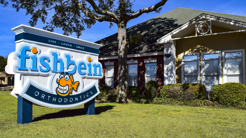 Fishbein Orthodontics exterior corporate identity signage by Pensacola Sign