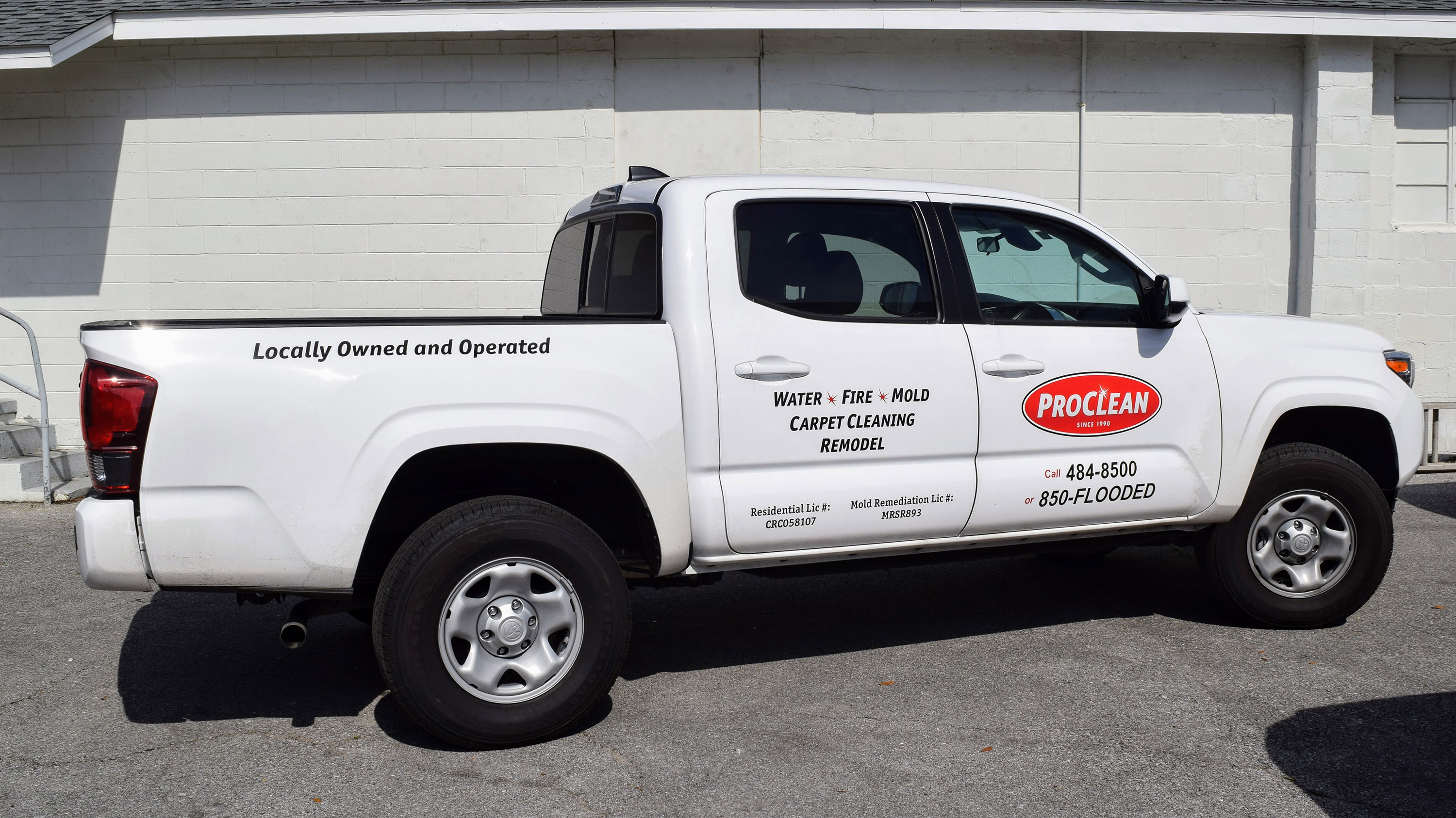 Vehicle graphics on Proclean truck - Pensacola Sign vehicle graphics 