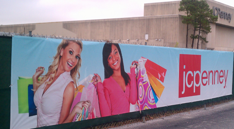 Retail banners by Pensacola Sign